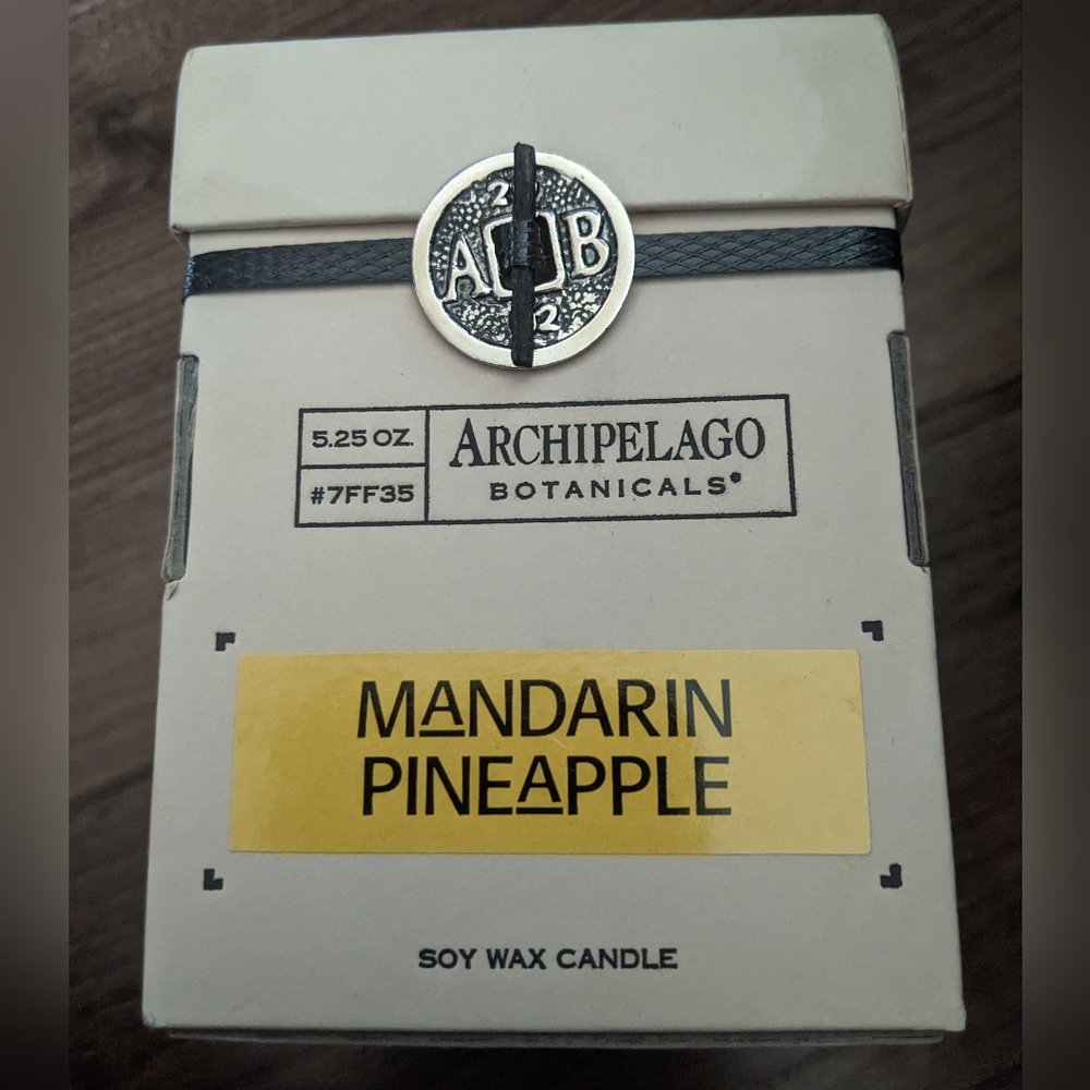 [NIB] Archipelago - Mandarin Pineapple Soy Wax Scented Candle | 5.25 oz (50 Hrs) - Picture 2 of 14